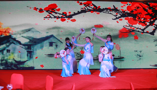 大禹漢光2018年“同心同行，共創(chuàng)未來”主題年會(huì)圓滿成功