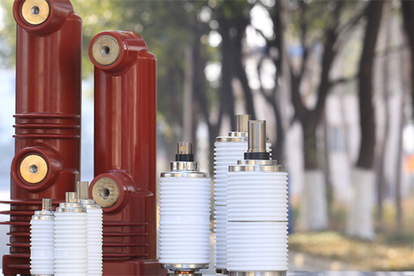 真空開(kāi)關(guān)管廠(chǎng)家難找嗎？建議這樣選廠(chǎng)家！